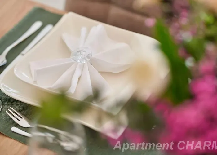 Luxury Charm With Pool アパート トロギール