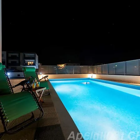 Luxury Charm With Pool * Трогир