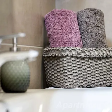 Luxury Charm With Pool تروغير