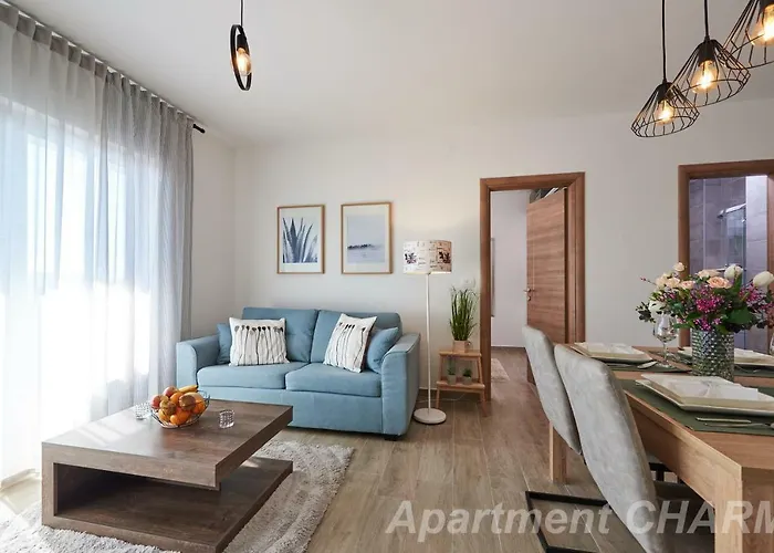 Luxury Charm With Pool * טרוגיר